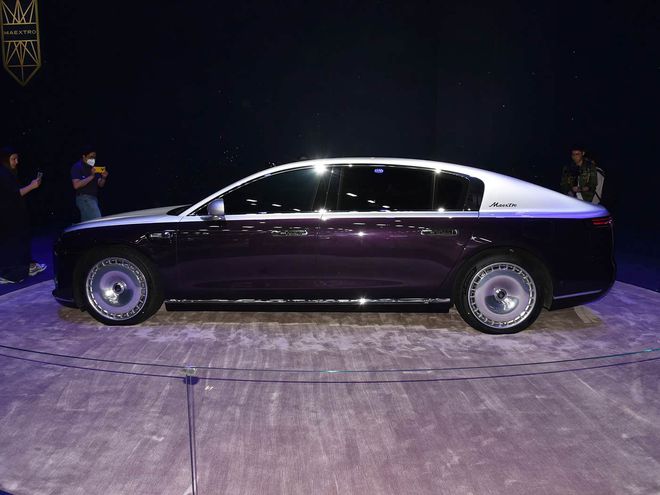 上海车展！内饰曝光配三联大屏冰球突破尊界 S800 亮相(图5)