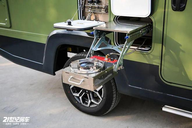 峰景·蓝鲸览拓者四驱房车安全舒适闯天涯冰球突破正规网站一家三口惬意之选!长安(图25) 峰景·蓝鲸览拓者四驱房车安全舒适闯天涯冰球突破正规网站一家三口惬意之选!长安(图25)